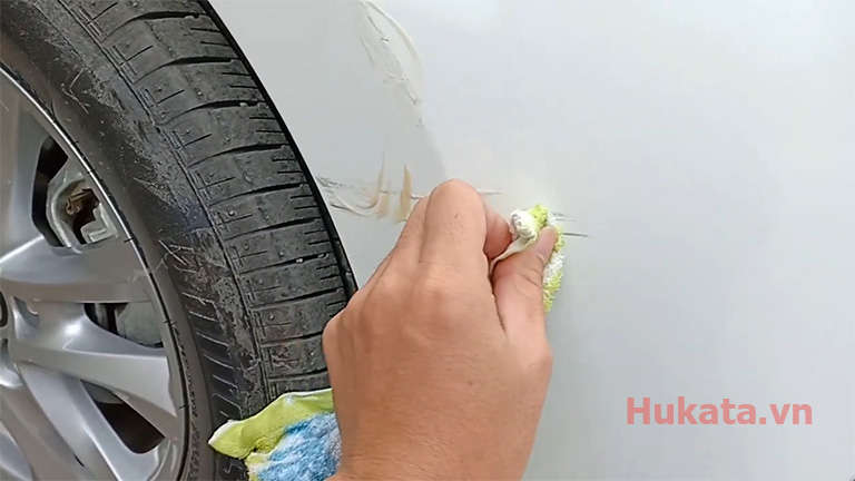 Kem Cana car cream - Xi đánh bóng 6 cana danh bong mt 4