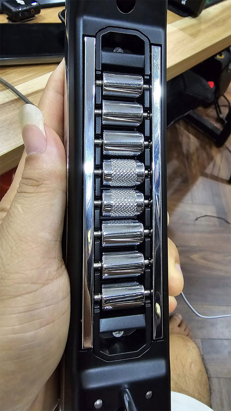 sáo-điện-tử-hoa-mai-q8-3 sao dien tu hoa mai q8 3