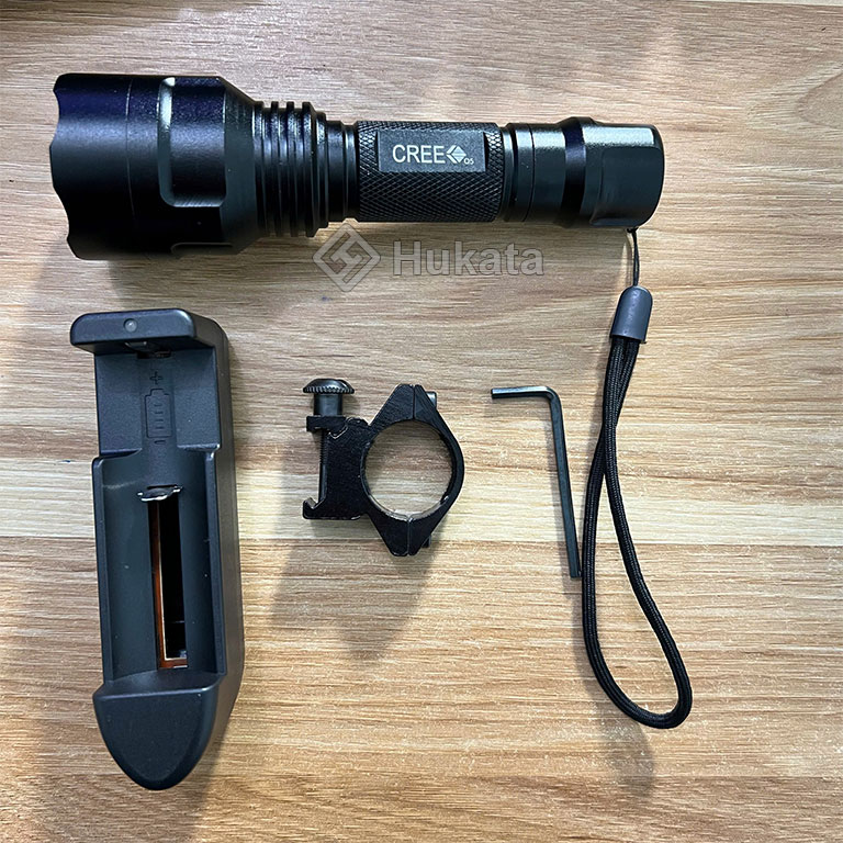 Đèn-Pin-UltraFire-C8-Led-Cree-Q5 Den Pin UltraFire C8 Led Cree Q5